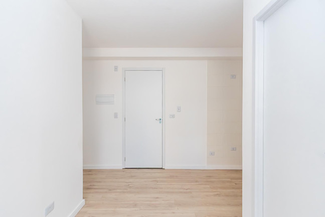 Imagem Apartamento com 1 Quarto à Venda, 34 m² em Capão Raso - Curitiba Imagem Apartamento com 1 Quarto à Venda, 34 m² em Capão Raso - Curitiba