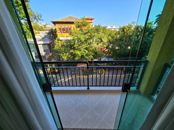 Imagem Casa de Condomínio com 3 Quartos à Venda, 273 m² em Piratininga - Niterói