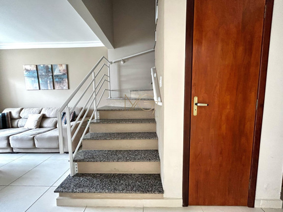 Imagem Sobrado com 3 Quartos à Venda, 114 m² em Bom Jesus - São José Dos Pinhais
