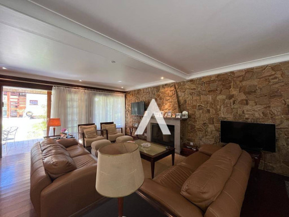 Imagem Casa com 4 Quartos à Venda, 186 m² em Alto - Teresópolis
