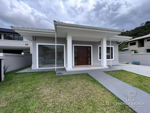 Casa com 3 Quartos à Venda, 178 m² em Albuquerque - Teresópolis