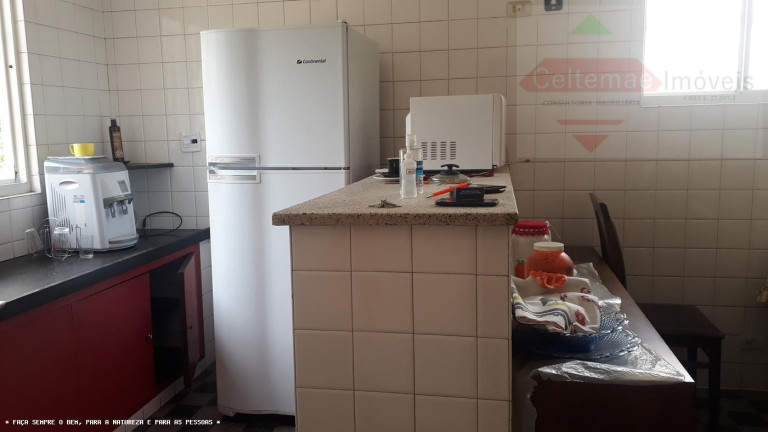 Imagem Casa com 6 Quartos à Venda, 230 m² em Jardim Das Nações - Taubaté