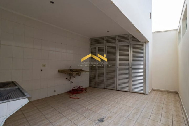 Imagem Casa com 3 Quartos à Venda, 240 m² em Vila Firmiano Pinto - São Paulo Imagem Casa com 3 Quartos à Venda, 240 m² em Vila Firmiano Pinto - São Paulo