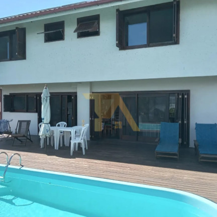 Imagem Imóvel com 3 Quartos à Venda, em Praia Do Rosa - Imbituba Imagem Imóvel com 3 Quartos à Venda, em Praia Do Rosa - Imbituba