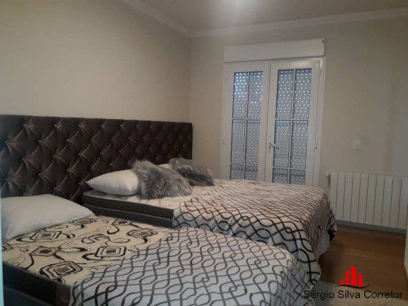 Imagem Apartamento com 3 Quartos à Venda, em Vila Capivari - Campos Do Jordão Imagem Apartamento com 3 Quartos à Venda, em Vila Capivari - Campos Do Jordão
