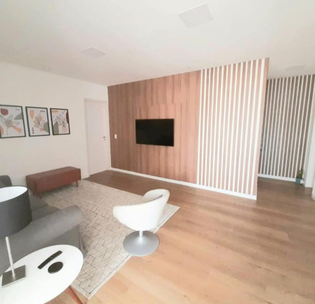 Imagem Imóvel com 3 Quartos à Venda, 114 m² Imagem Imóvel com 3 Quartos à Venda, 114 m²