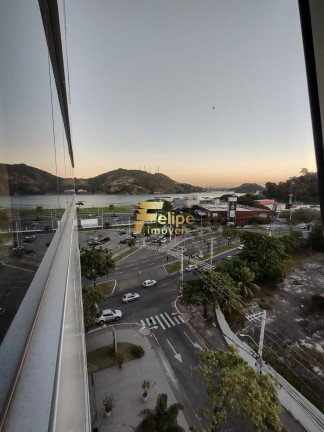 Sala Comercial à Venda, 42 m² em Enseada Do Suá - Vitória
