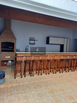 Imagem Casa com 3 Quartos à Venda, 190 m² em Jardim Cambuí - Botucatu