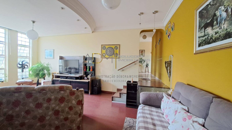 Imagem Casa com 3 Quartos à Venda, 3 m² em Centro - Botucatu