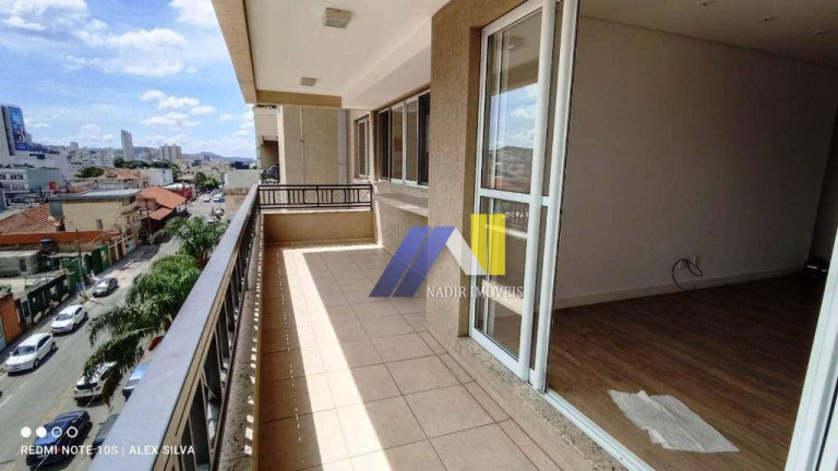 Apartamento com 3 Quartos à Venda, 155 m² em Centro - Pouso Alegre