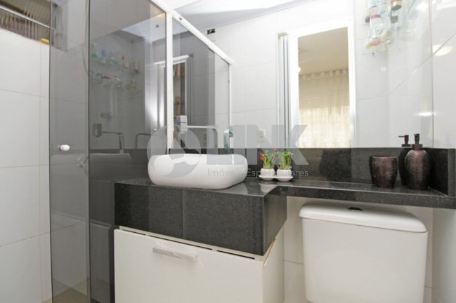 Imagem Apartamento com 2 Quartos à Venda, 90 m² em Cristo Redentor - Porto Alegre