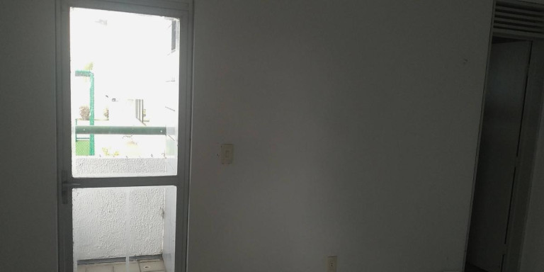 Imagem Apartamento com 3 Quartos à Venda, 110 m² em Expedicionários - João Pessoa