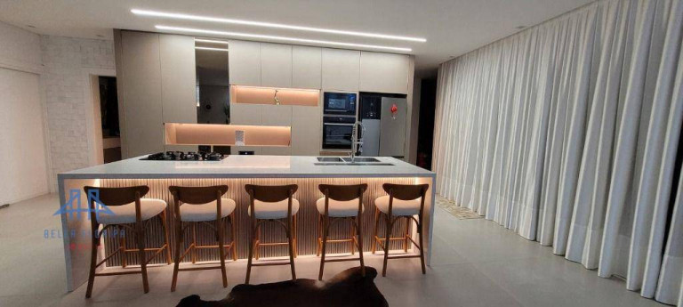 Imagem Casa com 5 Quartos à Venda, 411 m² em Ratones - Florianópolis