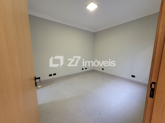 Imagem Casa com 3 Quartos à Venda, 118 m² em Jardim Petrópolis - Maringá Imagem Casa com 3 Quartos à Venda, 118 m² em Jardim Petrópolis - Maringá