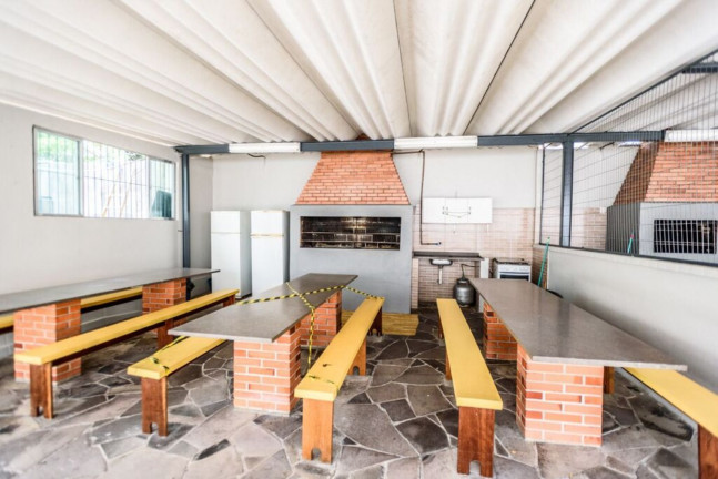 Imagem Imóvel com 3 Quartos à Venda, 63 m² em Jardim Sabará - Porto Alegre Imagem Imóvel com 3 Quartos à Venda, 63 m² em Jardim Sabará - Porto Alegre