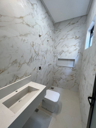 Imagem Casa de Condomínio com 5 Quartos à Venda, 490 m² em Condomínio Do Lago - Goiânia