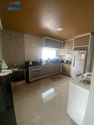 Imagem Casa com 1 Quarto à Venda, 360 m² em São Dimas - Colombo Imagem Casa com 1 Quarto à Venda, 360 m² em São Dimas - Colombo