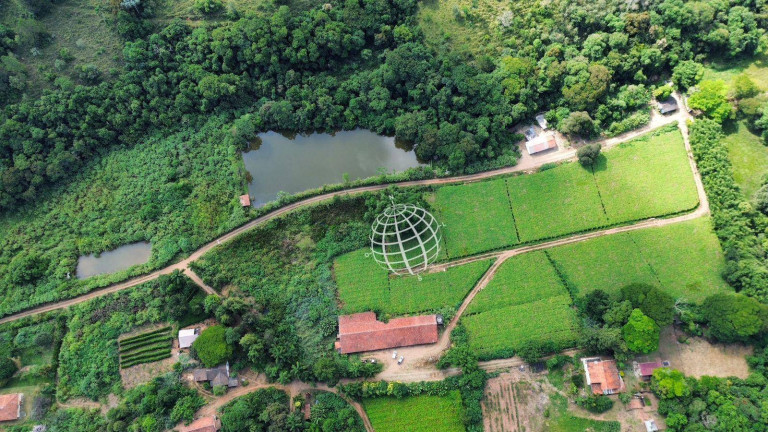 Imagem Fazenda à Venda, 400 m² em Bairro Canedos - Piracaia Imagem Fazenda à Venda, 400 m² em Bairro Canedos - Piracaia