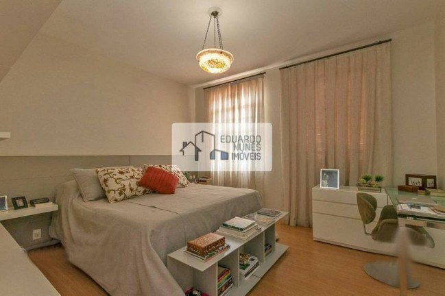Imagem Casa com 4 Quartos à Venda, 570 m² em Santa Lúcia - Belo Horizonte