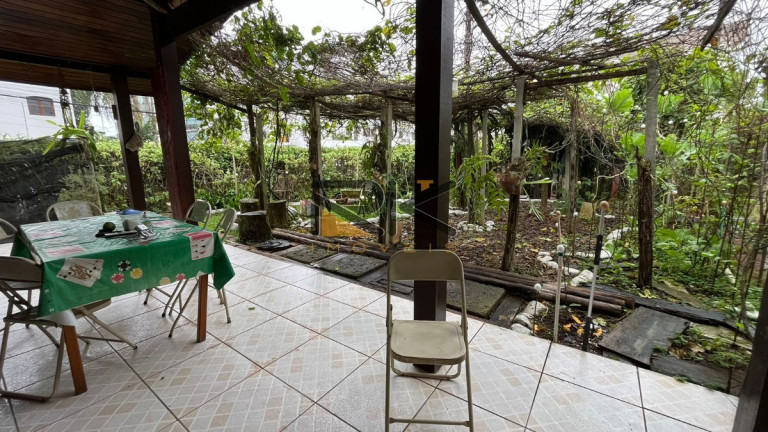 Imagem Casa com 2 Quartos à Venda, 124 m² em Barra Da Lagoa - Ubatuba Imagem Casa com 2 Quartos à Venda, 124 m² em Barra Da Lagoa - Ubatuba