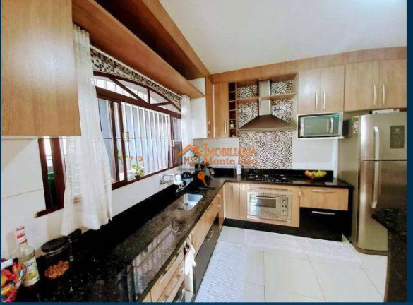 Imagem Sobrado com 3 Quartos à Venda, 175 m² em Jardim Nossa Senhora D Ajuda - Itaquaquecetuba Imagem Sobrado com 3 Quartos à Venda, 175 m² em Jardim Nossa Senhora D Ajuda - Itaquaquecetuba