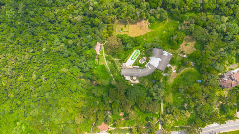 Imagem Imóvel com 10 Quartos à Venda, 27.168 m² em Lamenha Grande - Almirante Tamandaré Imagem Imóvel com 10 Quartos à Venda, 27.168 m² em Lamenha Grande - Almirante Tamandaré