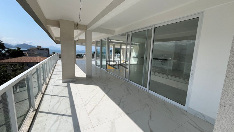 Imagem Cobertura com 3 Quartos à Venda, 300 m² em Barra Da Lagoa - Ubatuba