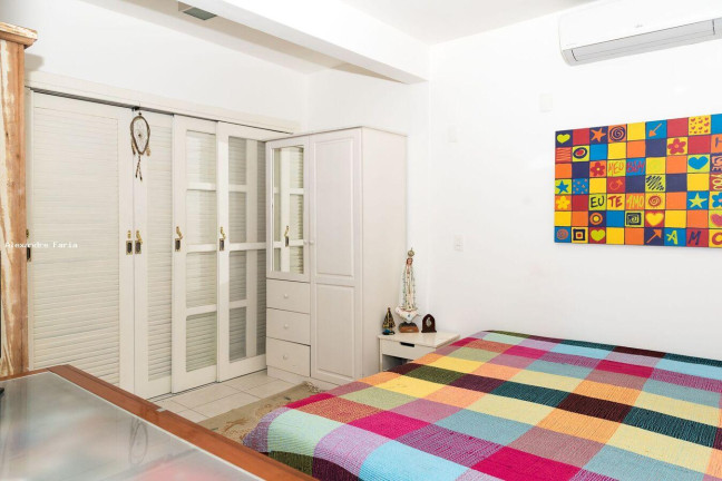 Imagem Casa com 5 Quartos à Venda, 400 m² em Guaecá - São Sebastião