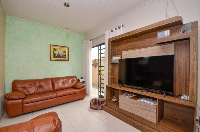 Imagem Casa com 4 Quartos à Venda, 193 m² em água Verde - Curitiba