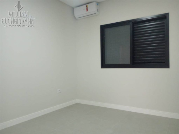 Imagem Casa com 3 Quartos à Venda, 185 m² em Florida - Praia Grande Imagem Casa com 3 Quartos à Venda, 185 m² em Florida - Praia Grande