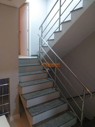 Imagem Casa com 3 Quartos à Venda, 200 m² em Vila Rio De Janeiro - Guarulhos Imagem Casa com 3 Quartos à Venda, 200 m² em Vila Rio De Janeiro - Guarulhos