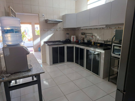 Imagem Casa com 2 Quartos à Venda, 189 m² em São José Operário - Manaus Imagem Casa com 2 Quartos à Venda, 189 m² em São José Operário - Manaus
