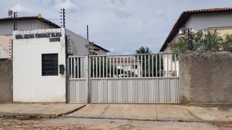 Imagem Casa com 2 Quartos à Venda, 43 m² em Satélite - Teresina