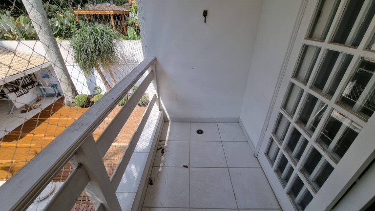 Imagem Casa com 4 Quartos para Alugar, 300 m² em Santana De Parnaíba - Santana De Parnaíba