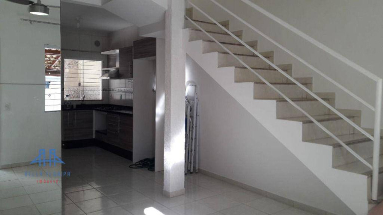 Imagem Sobrado com 2 Quartos à Venda, 60 m² em Forquilhas - São José