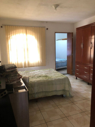 Imagem Casa com 3 Quartos à Venda, 350 m² em Terra Preta (terra Preta) - Mairiporã