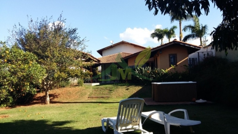 Casa de Condomínio com 4 Quartos à Venda, 1.000 m² em Vila Santista - Atibaia