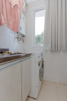 Imagem Apartamento com 3 Quartos à Venda, 74 m² em Passo Da Areia - Porto Alegre