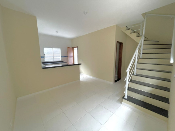 Sobrado com 2 Quartos à Venda, 62 m² em Vila Atlântica - Mongaguá