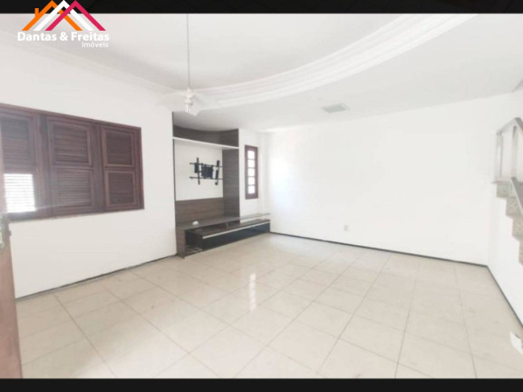Imagem Imóvel com 4 Quartos à Venda,  em Sapiranga - Fortaleza