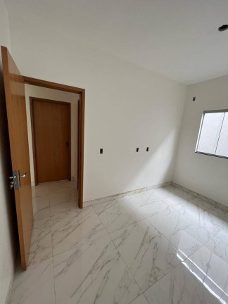 Imagem Casa com 3 Quartos à Venda, 192 m² em Independência - 2º Complemento - Aparecida De Goiânia