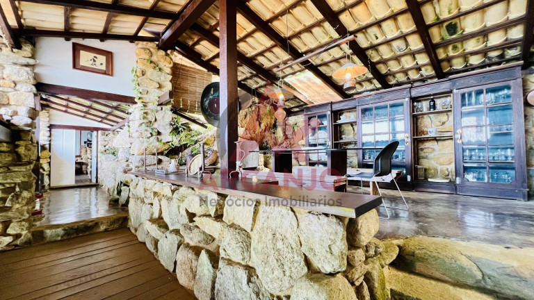 Imagem Casa com 4 Quartos à Venda, 800 m² em Praia Do Puruba - Ubatuba Imagem Casa com 4 Quartos à Venda, 800 m² em Praia Do Puruba - Ubatuba