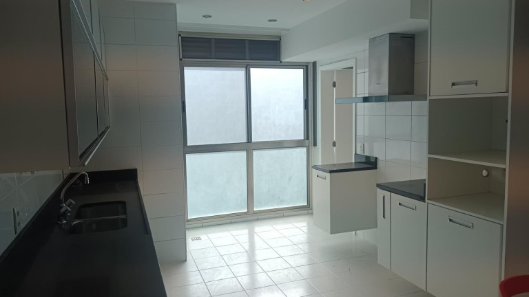 Imagem Apartamento com 4 Quartos à Venda, 333 m² em Barra Da Tijuca - Rio De Janeiro Imagem Apartamento com 4 Quartos à Venda, 333 m² em Barra Da Tijuca - Rio De Janeiro