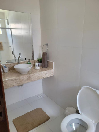 Imagem Casa com 4 Quartos à Venda, em Barra Do Jacuípe (monte Gordo) - Camaçari Imagem Casa com 4 Quartos à Venda, em Barra Do Jacuípe (monte Gordo) - Camaçari