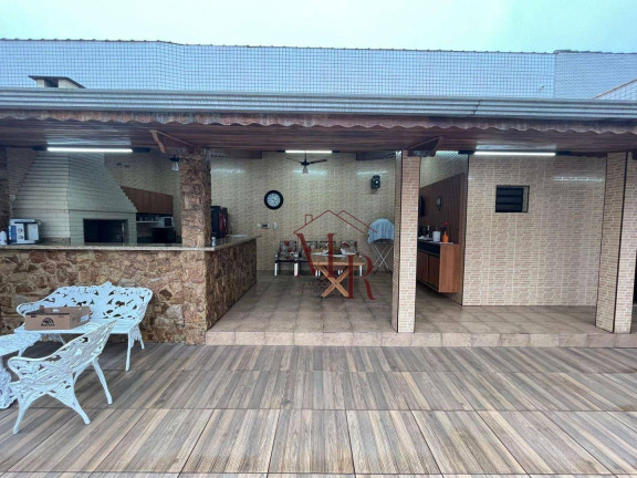 Imagem Casa com 5 Quartos à Venda, 308 m² em Canto Do Forte - Praia Grande