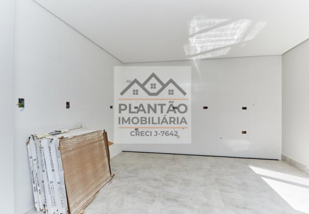Imagem Sobrado com 3 Quartos à Venda, 137 m² em Boa Vista - Curitiba