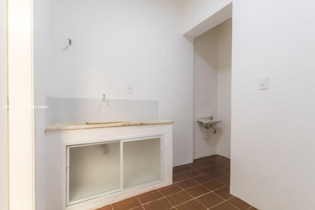Imagem Casa com 3 Quartos à Venda, 170 m² em Rio De Janeiro Imagem Casa com 3 Quartos à Venda, 170 m² em Rio De Janeiro