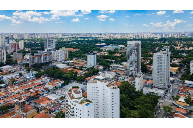 Imagem Imóvel com 4 Quartos à Venda, 240 m² em Santo Amaro - São Paulo Imagem Imóvel com 4 Quartos à Venda, 240 m² em Santo Amaro - São Paulo