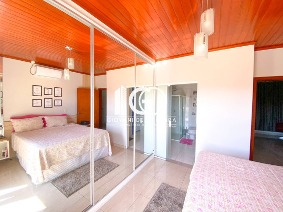 Imagem Casa com 3 Quartos à Venda, 192 m² em São Luiz - Criciúma