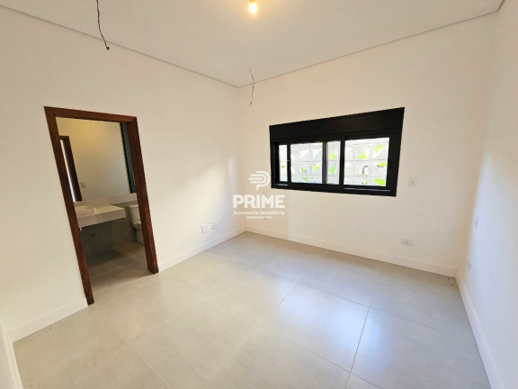 Imagem Sobrado com 5 Quartos à Venda, 312 m² em Itaguassú - Ilhabela